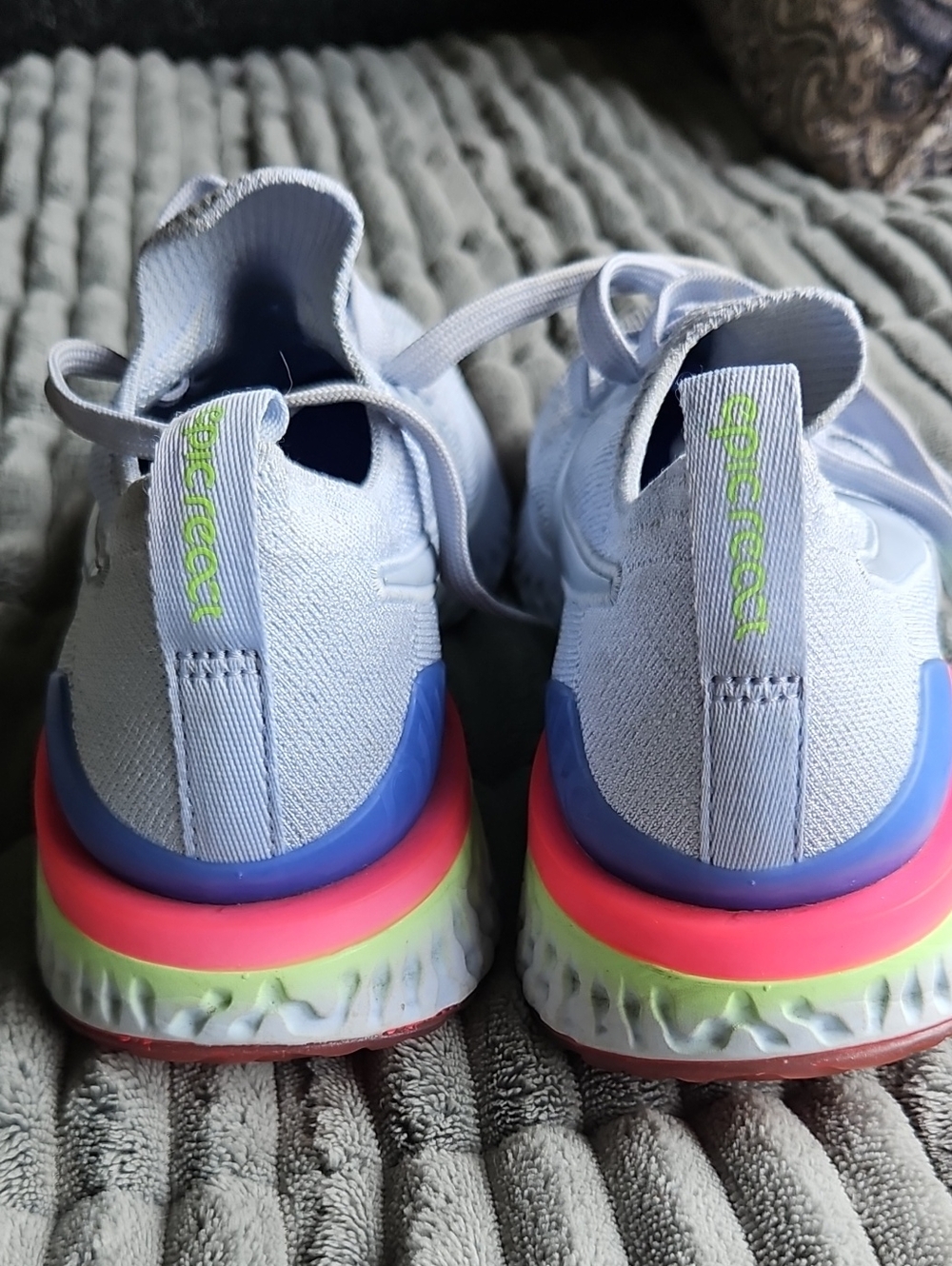 Nike Women's Epic React Flyknit Sneakers with Coral Highlights - Picture 4 of 7